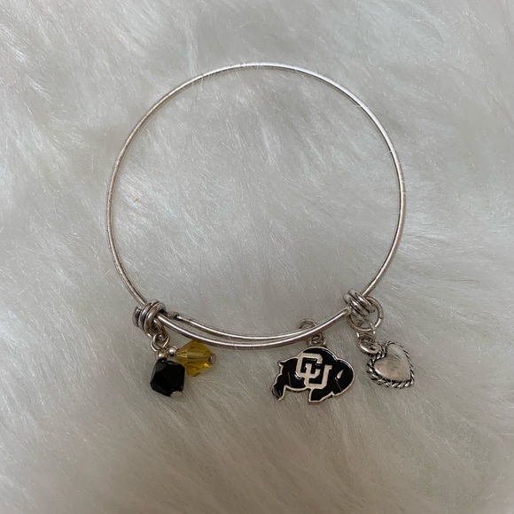 Boutique Jewelry - Colorado CU Buffs charm bracelet silver buffalo